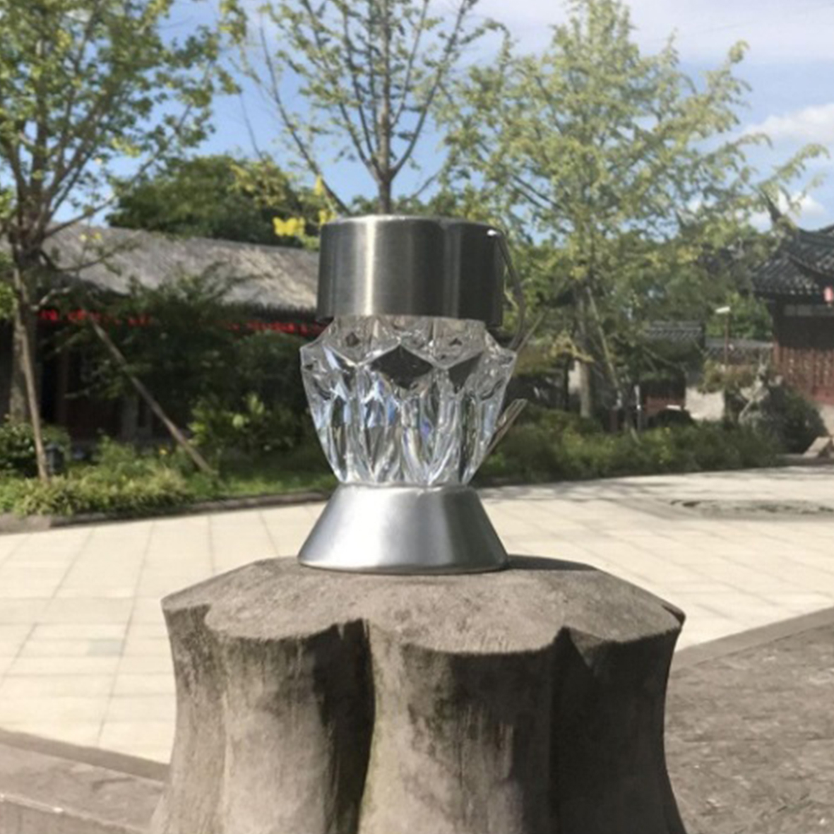 LUZ SOLAR PARA JARDIN 2